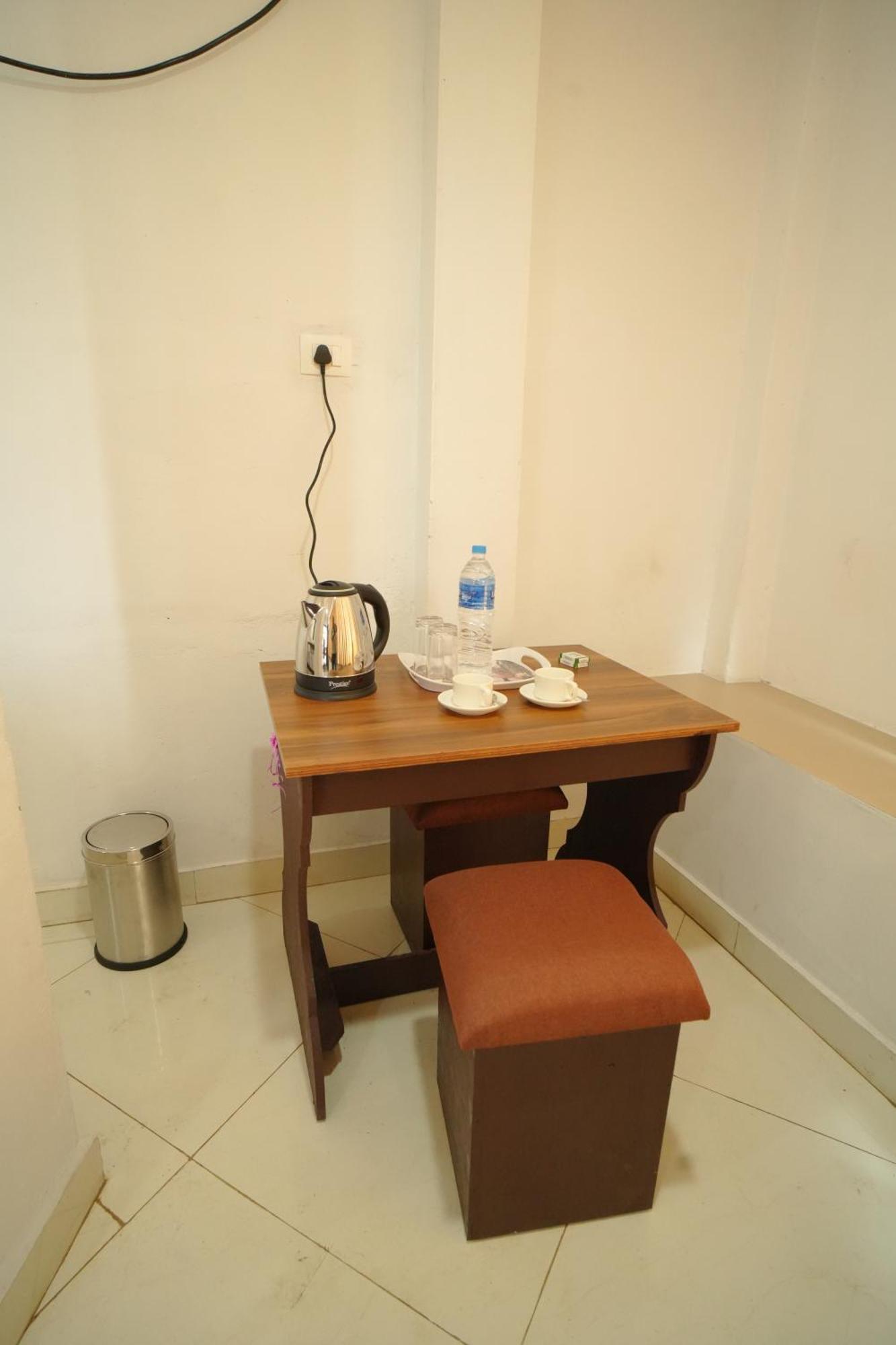 Port View Residency Pvr Hotel Nedumbassery Kültér fotó
