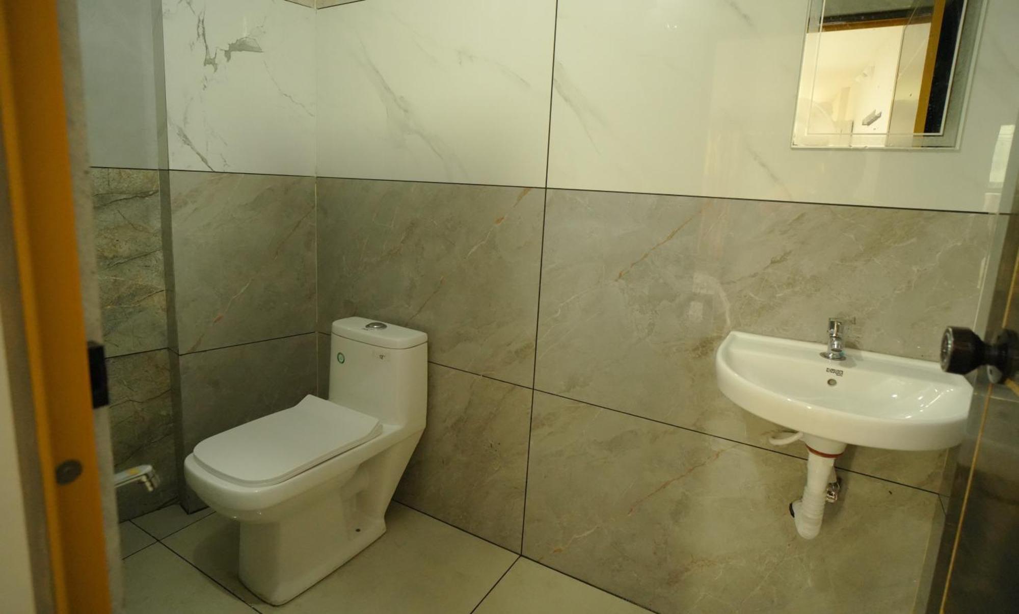 Port View Residency Pvr Hotel Nedumbassery Kültér fotó
