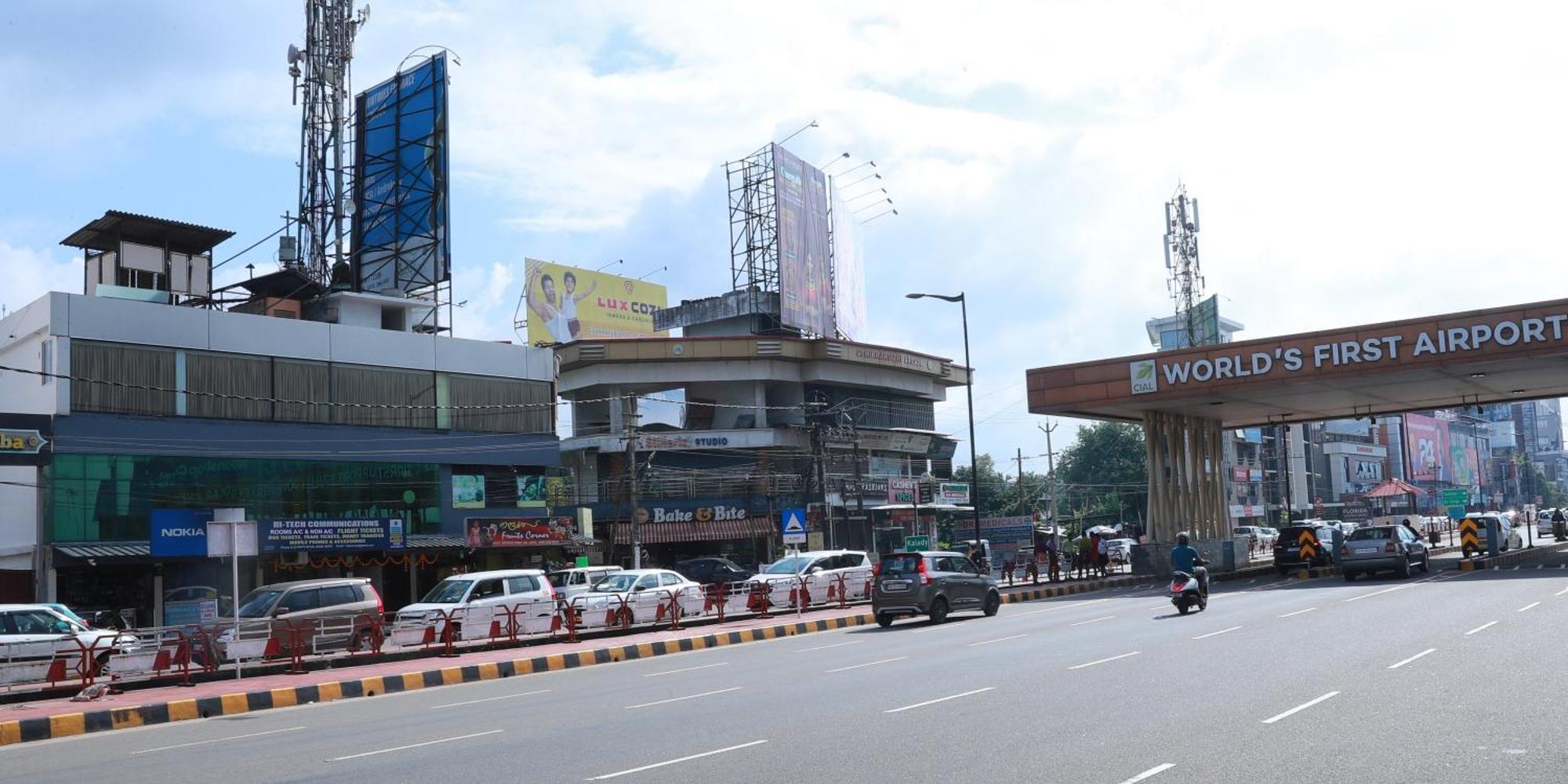 Port View Residency Pvr Hotel Nedumbassery Kültér fotó