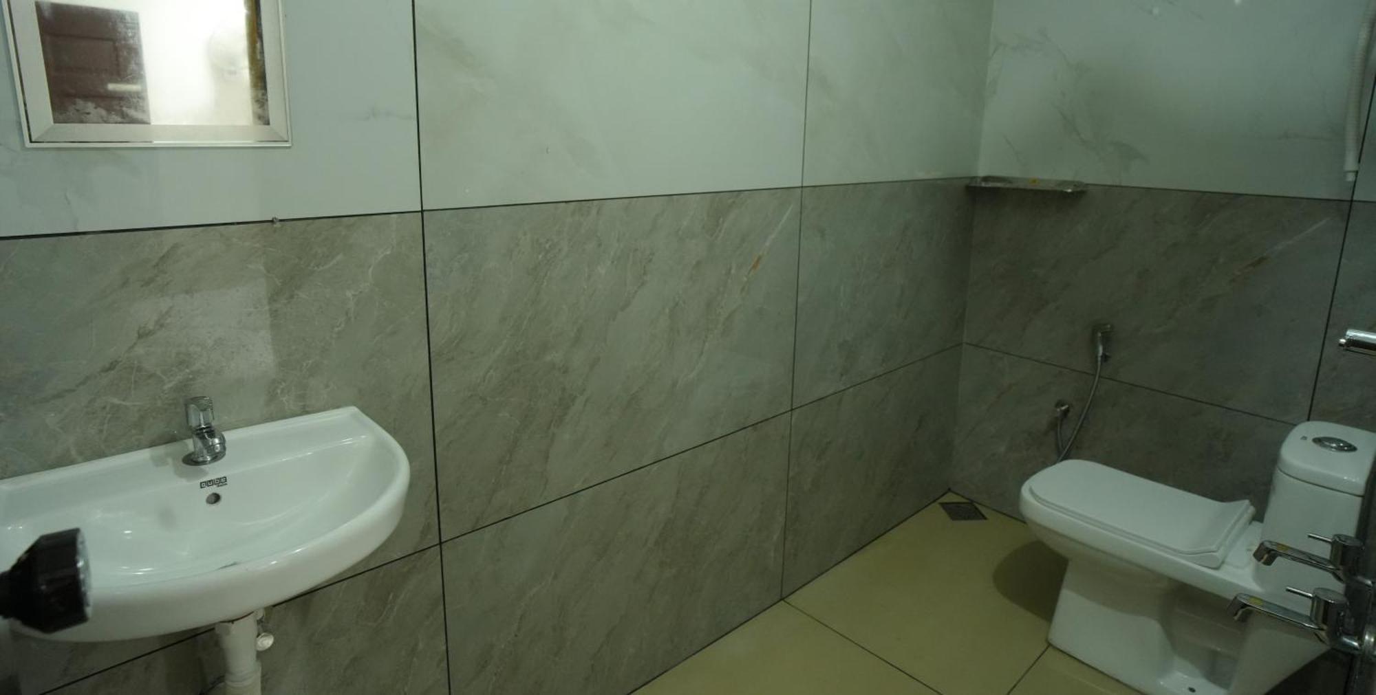 Port View Residency Pvr Hotel Nedumbassery Kültér fotó
